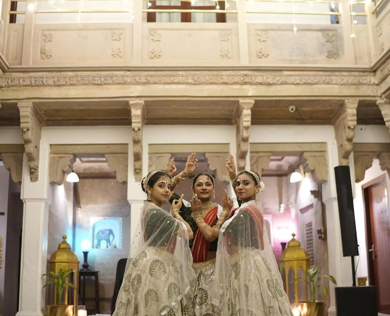 Guleria Kothi At Ganges Hotel Varanasi